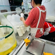 Chengdu Star Fruit Ice Ximending