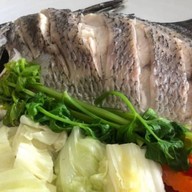 เรือนนพเก้า อาหารไทย-อีสาน  อาหารตามสั่ง