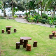 บ้านสวนอ่าวไข่