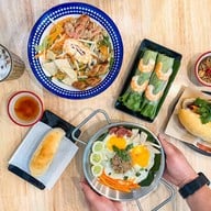 Banh mi NEM @ ท่าพระ - อาหารเวียดนาม - Vietnam food