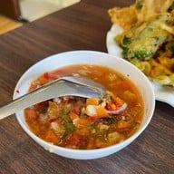 บ้านผักรักตะวัน