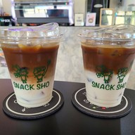 SnackSho Coffee ถนนเลียบแม่น้ำมูล