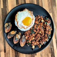 Krapow Four Corners Makham Khu 30 Baht Per Pack Makham Khu Intersection