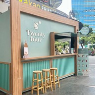 Twentyfour Bubble Tea สาขา สวนเพลิน มาร์เก็ต พระราม4