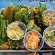 ขนมจีนเส้นสดแม่แอ๊ด