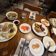 Goji Kitchen + Bar Bangkok Marriott Marquis Queen’s Park
