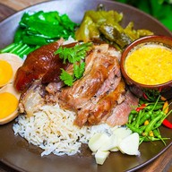 ขาหมูพลัดถิ่น