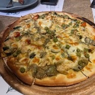 Charm Eatery and Bar ราชครู