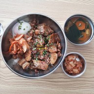 เมนูของร้าน ซารัง ซารัง อาหารเกาหลีโฮมมี่สไตล์ รามอินทรา ซอย5