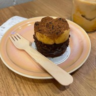 Cupping Room City gate coupling room