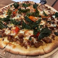 Charm Eatery and Bar ราชครู