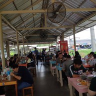 ก๋วยเตี๋ยวต้มยำ ฅนละโว้