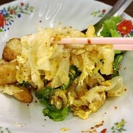 ก๋วยเตี๋ยวคั่วไก่ สวนมะลิ (Chicken Noodles Suan Mali) วัชรพล ก๋วยเตี๋ยวคั่วไก่ สวนมะลิ (Chicken Noodles Suan Mali) วัชรพล