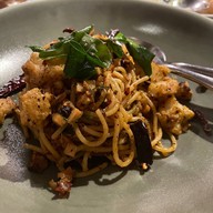 Charm Eatery and Bar ราชครู