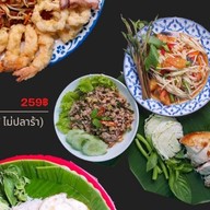 อีสานไทปัน x กะเพราถาด (สวนน้ำสายไหม) สวนน้ำสายไหม