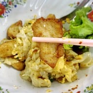 ก๋วยเตี๋ยวคั่วไก่ สวนมะลิ (Chicken Noodles Suan Mali) วัชรพล ก๋วยเตี๋ยวคั่วไก่ สวนมะลิ (Chicken Noodles Suan Mali) วัชรพล