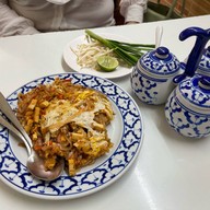 บ้านผัดไท (เสาชิงช้า)