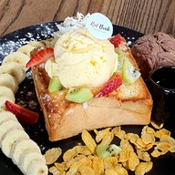 Red Brick Cafe & Restaurant