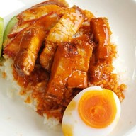 Aroi หมี่ไก่ฉีก