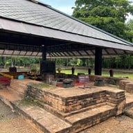 บรรยากาศ โบราณสถานสระมรกต