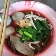 ก๋วยเตี๋ยวลูกชิ้นปลานายใบ้พระราม5 เชิงสะพานพระราม5ฝั่งนนท์