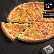 Urban Pizza พิซซ่า อารีย์ ฮิลล์