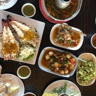 เมนูของร้าน เอกเขนก ฉะเชิงเทรา