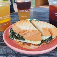 Casa Lapin สุขุมวิท 64