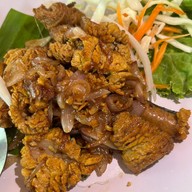 หัวพาน ซีฟู้ด สิชล โดยแพปลาทะเลใจ สิชล วัดสุชน วัดเจดีย์ เขาพลายดำ