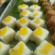 ขนมหวานตลาดพลู (แม่เจ็ง) ร้านนอก