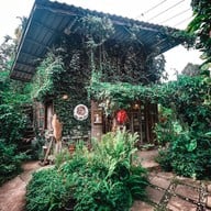 บ้านข้างวัด
