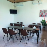 บรรยากาศ saner coffee (เสนอ คอฟฟี่)