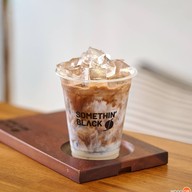 SOMETHIN' BLACK coffee & bakery พระโขนง คลองตัน