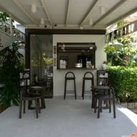 FIRST CRACK COFFEE - HOME CAFÉ PHETKASEM 81