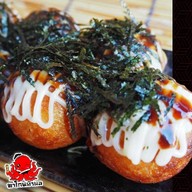 ลาบลุงโรจน์ อิสาน ตามสั่ง สน.ทองหล่อ