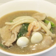 ราดหน้า ซุปเปอร์