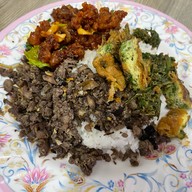 ข้าวต้ม 2 บาท วังมุขแลนด์ บางแสน