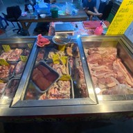ฟ้า & ฟ่าง ผักผลไม้ หมู ไก่ ปลาสด วปอ.11