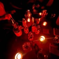 Bar 335