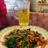 เมนูของร้าน ร้านวิภา(แม่แฮ) ผัดไทยในตำนาน