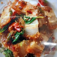 ร้านแอ๊ว อาหารตามสั่ง