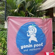 Yanin pool&restaurant ครัวป้าเล็ก