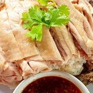 ข้าวมันไก่ลืมโลก สาขาอินทร