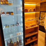 บรรยากาศ HATCHERY ถนนประชาชื่น