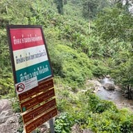 น้ำตกสาริกา