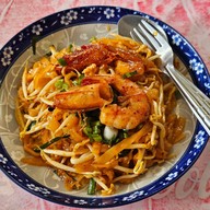เมนูของร้าน เจ้แมว ผัดไทไชโยกุ้งสด