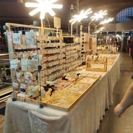 บรรยากาศ Happy Hug Market