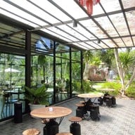 บรรยากาศ มีรัก คาเฟ่ มีรักคาเฟ่