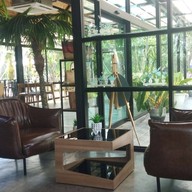 มีรัก คาเฟ่ มีรักคาเฟ่