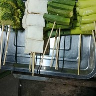 หม่าล่าหัวฟู   หน้ามหาวิทยาลัยรัตนบัณฑิต(RBAC) ลาดพร้าว107 แยก14 คลองจั่น บางกะปิ กรุงเทพ 10240 หม่าล่าหัวฟู